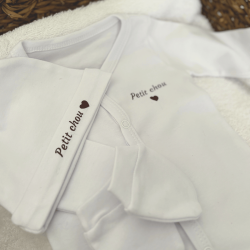 Coffret de naissance "Ma première tenue personnalisée"
